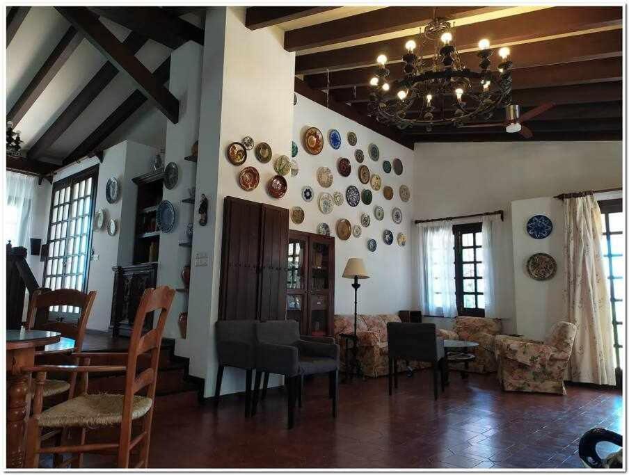 Cortijo Alberca Blanca Beach トレ・デ・ベナガルボン エクステリア 写真