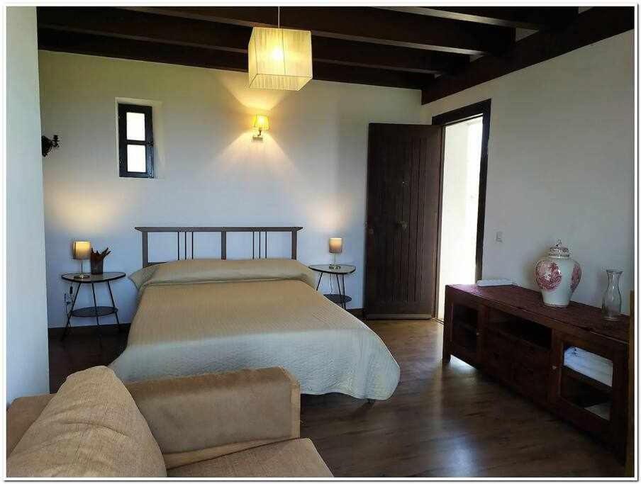 Cortijo Alberca Blanca Beach トレ・デ・ベナガルボン エクステリア 写真